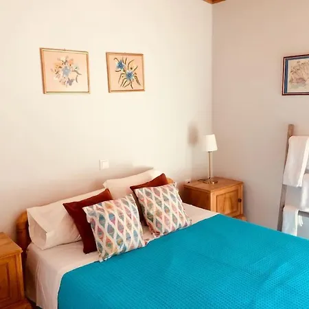 Stylish Maisonette Only 2min Walk To The * Kivérion